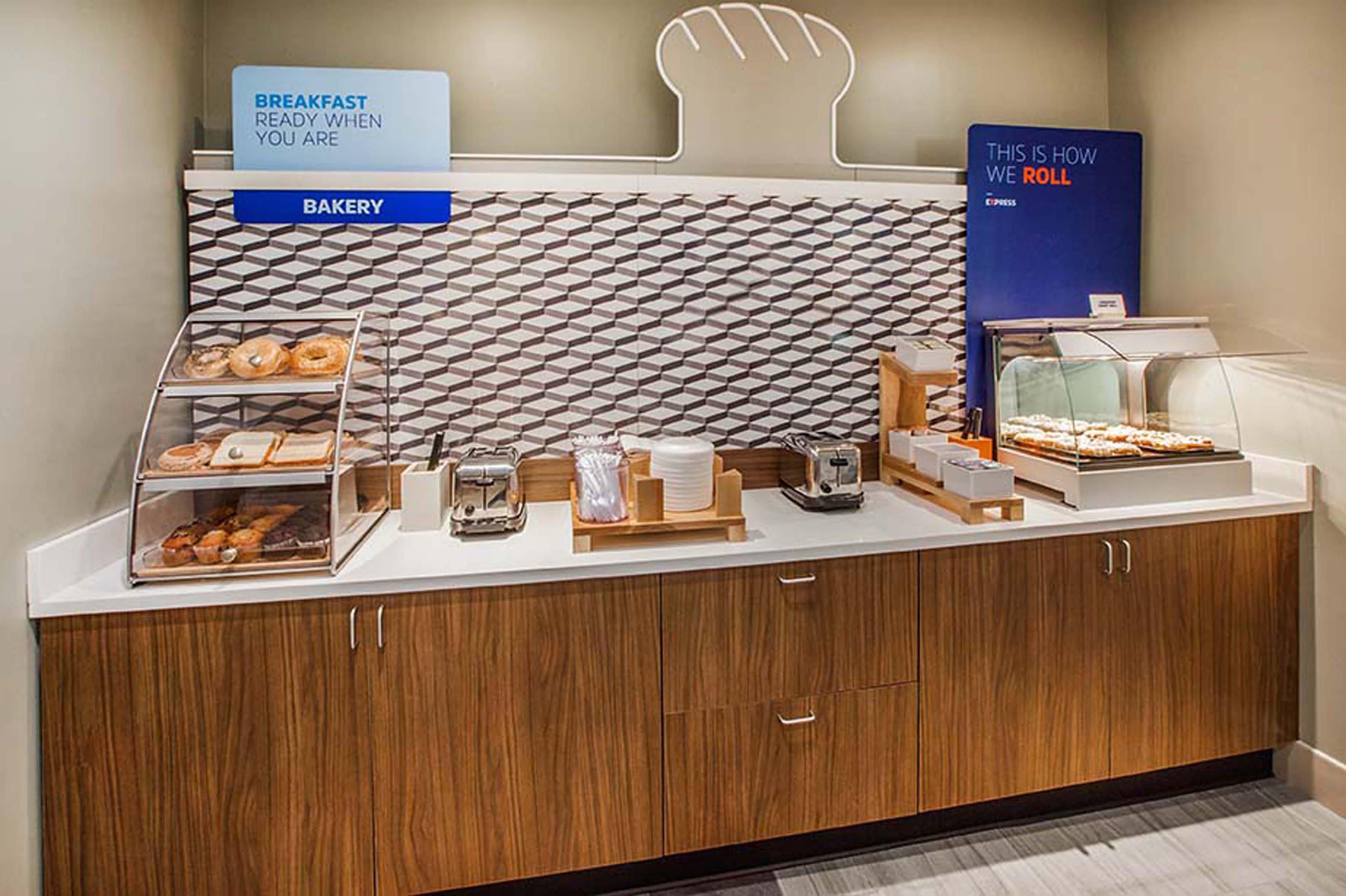Holiday Inn Express Haskell-Wayne Area By Ihg Bagian luar foto