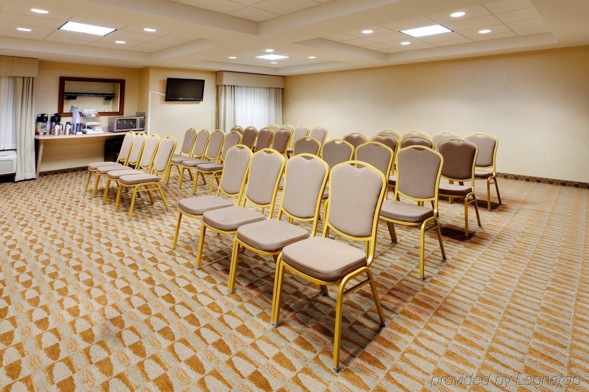 Holiday Inn Express Haskell-Wayne Area By Ihg Bagian luar foto