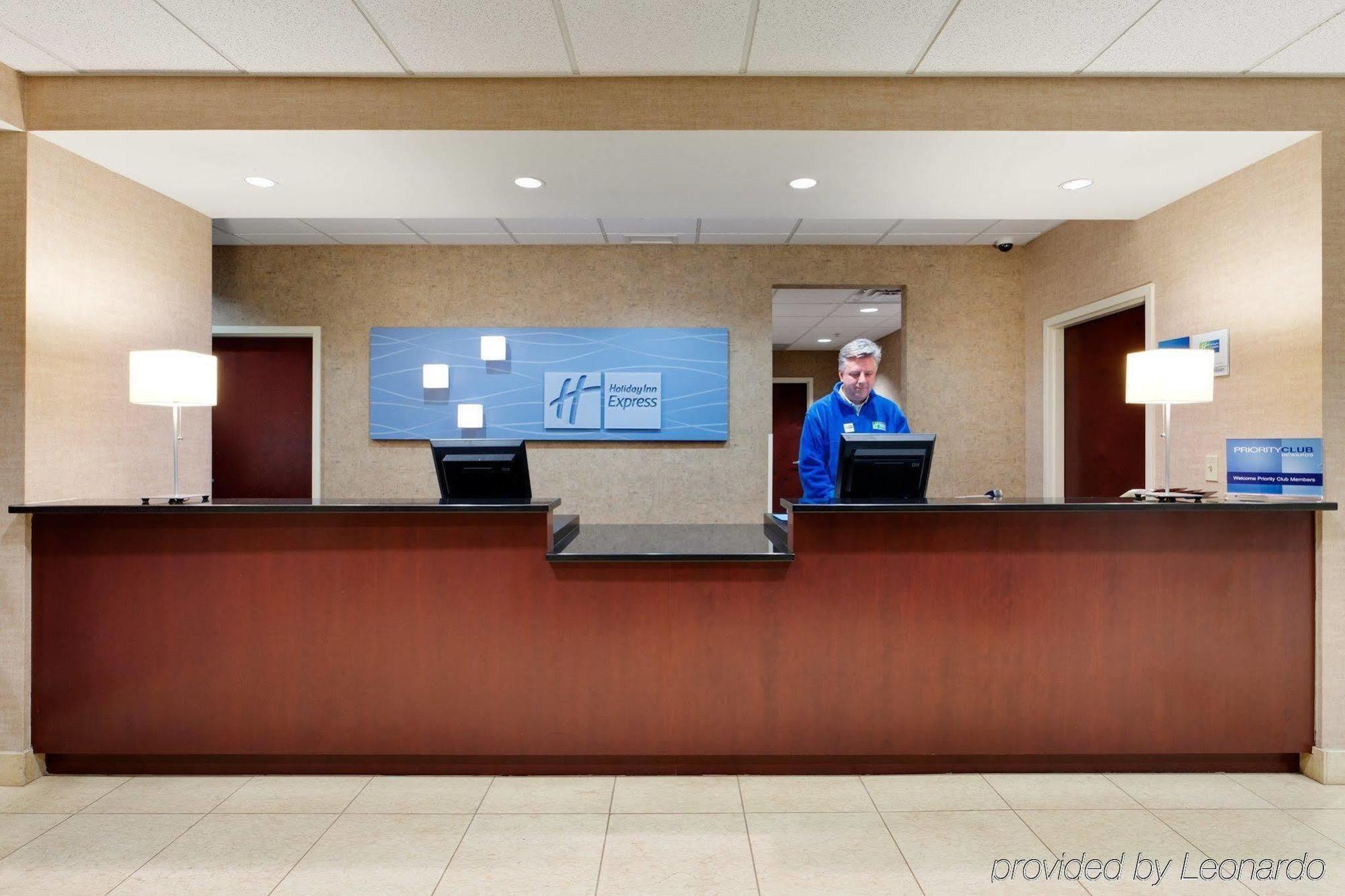 Holiday Inn Express Haskell-Wayne Area By Ihg Bagian luar foto